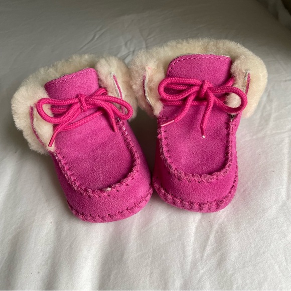 Ugg Baby Pink Furry Boots • 0/1 (0-6m) - Picture 11 of 11
